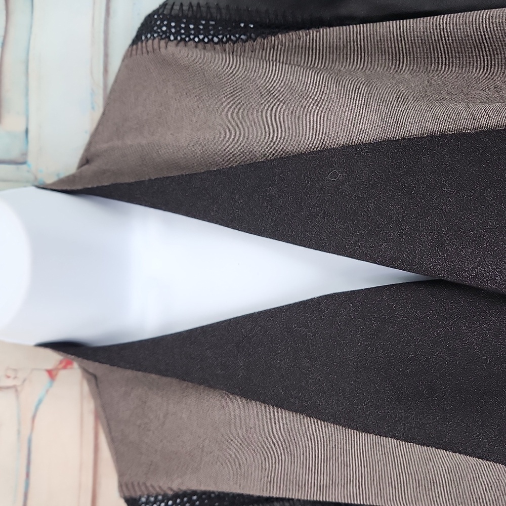 Stella & Jamie from Berdorf Goodman w/ leather sleeves, short cardigan sweater - Picture 3 of 8